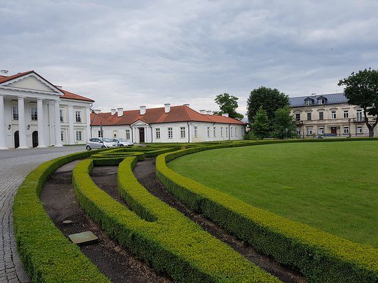 Zespół pałacowo-ogrodowy w Siedlcach